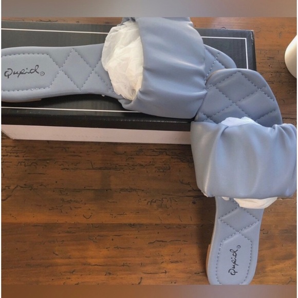 Vici open toe ruched slip on flat sandals. Quilted footbed, NEW in box Sz 8.5/9 - Picture 10 of 15